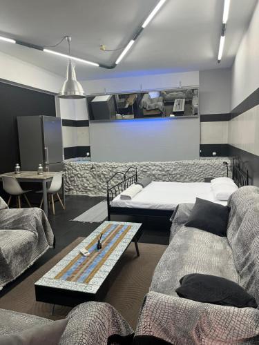 Xanthi Apartment | Ευρύχωρος χώρος φιλοξενίας