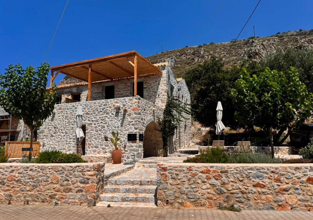 Karavostasi Apartment | Σουίτα ΣΙΚΛΟΣ στο Καραβοστάσι Ν Οιτύλου Μάνης