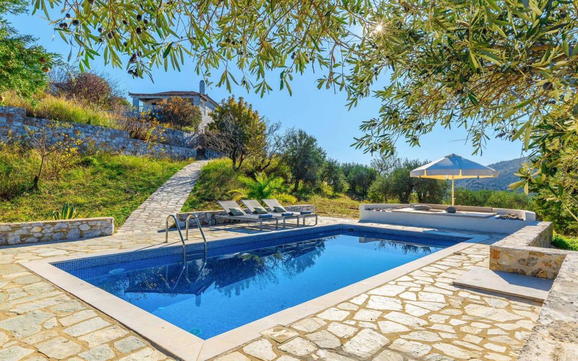Skopelos Villa | 175 m² Villa ∙ 3 bedrooms ∙ 5 guests