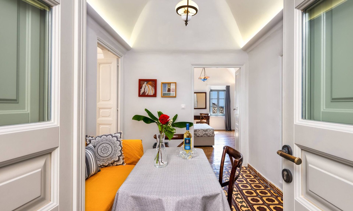 Emporio Other | 450 Years Castle House for 2-5 People/Jacuzzi