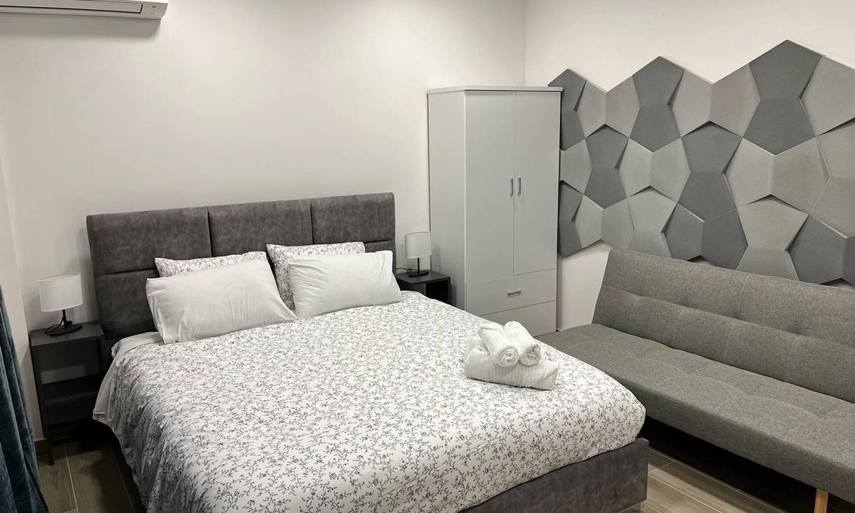 Athens City Centre Apartment | Academy’s Blue Apartment by Athens Urban Retreat