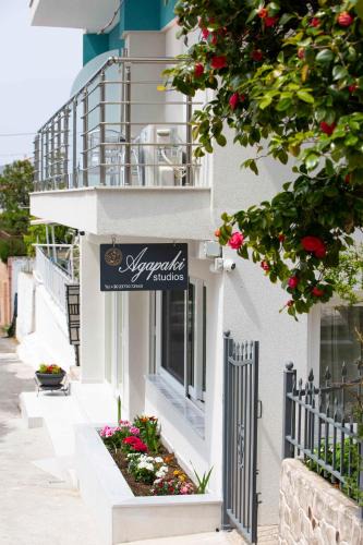 Neos Marmaras Apartment | Agapaki Studios