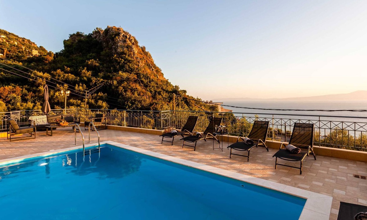 Diasella Villa | Aigli Luxury Getaway - Seaview Retreats Upto 14ppl