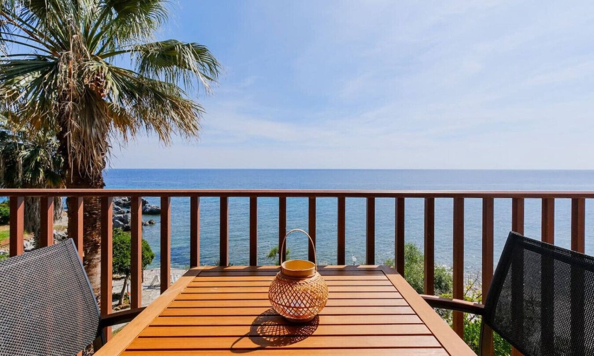 Kassandra Apartment | Amfitriti Seafront Apartment 6 by RentalsPro