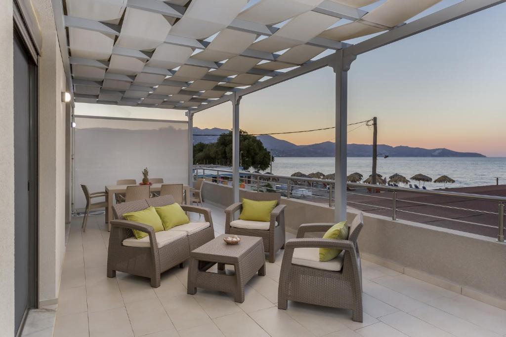 Gazi Apartment | Ammos Beachfront Luxury Apartment