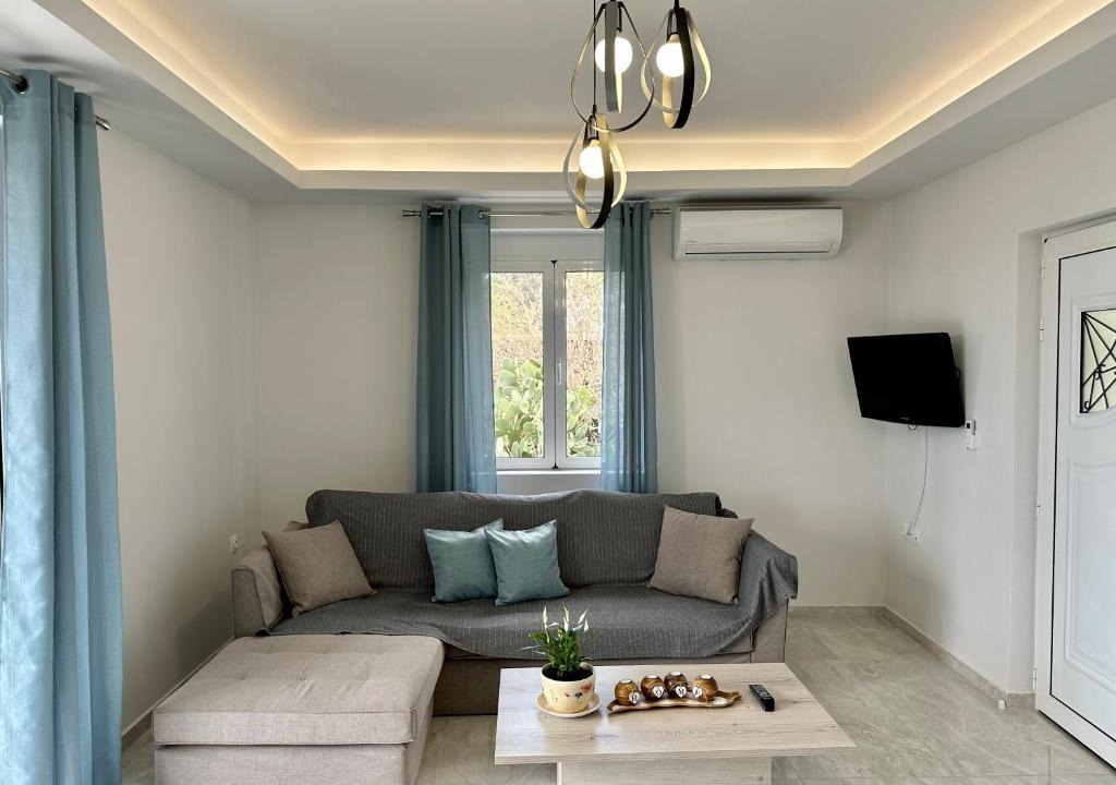 Mariou House | Angel Homes