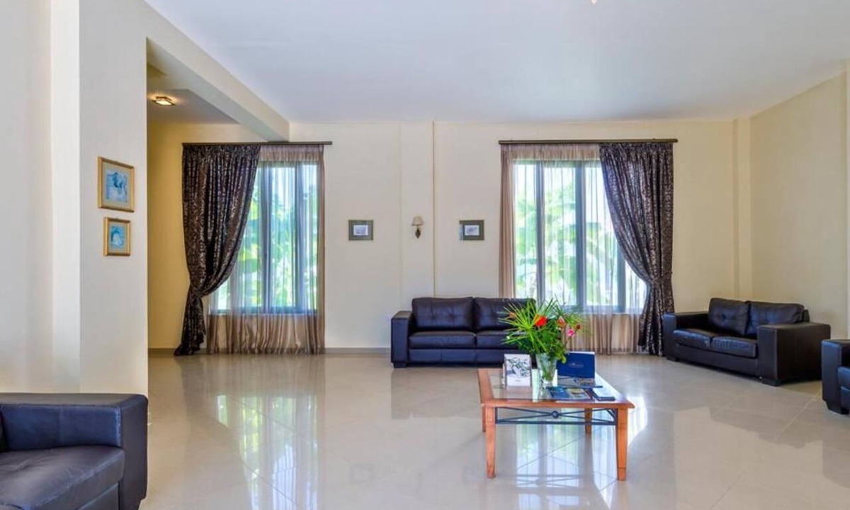 Dempla Hotel | Antilia Apts