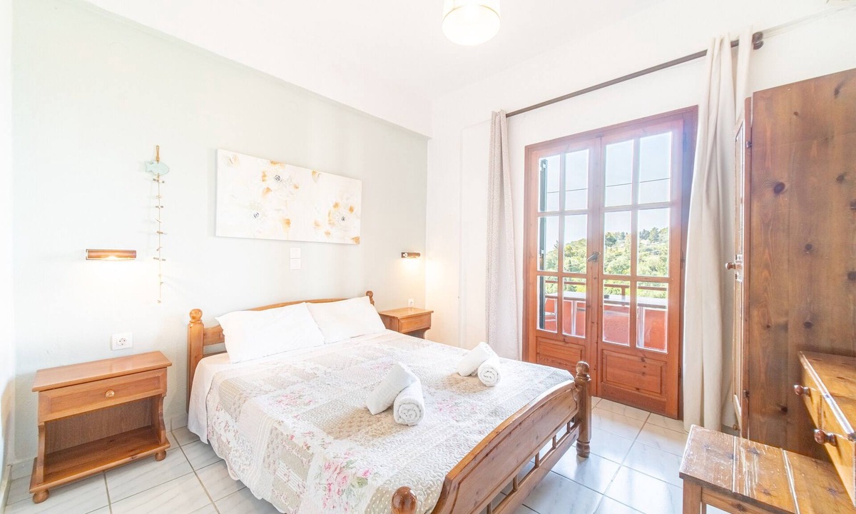 Lakones Apartment | Apartment Arianna 10 with Sea View, Shared Pool & Wi-Fi