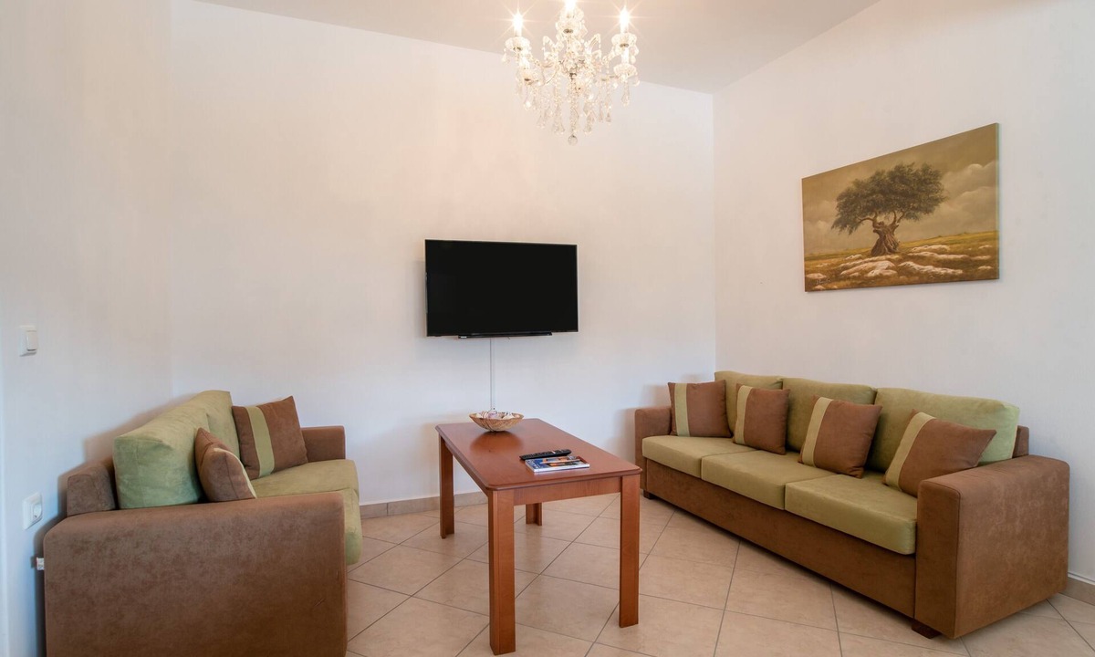 Naxos Apartment | Apartment 'Bernie House 2' with Mountain View, Wi-Fi and Air Conditioning