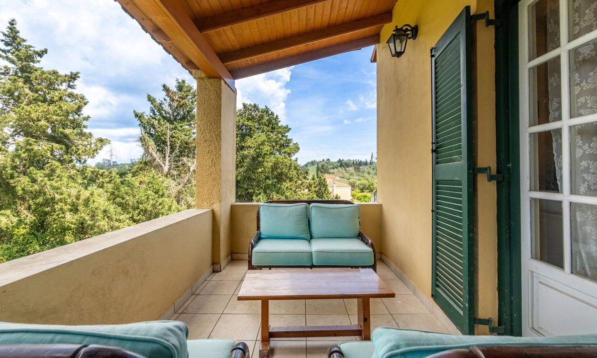 Lefkimmi Apartment | Apartment 'Blue' with Sea View, Wi-Fi and Air Conditioning