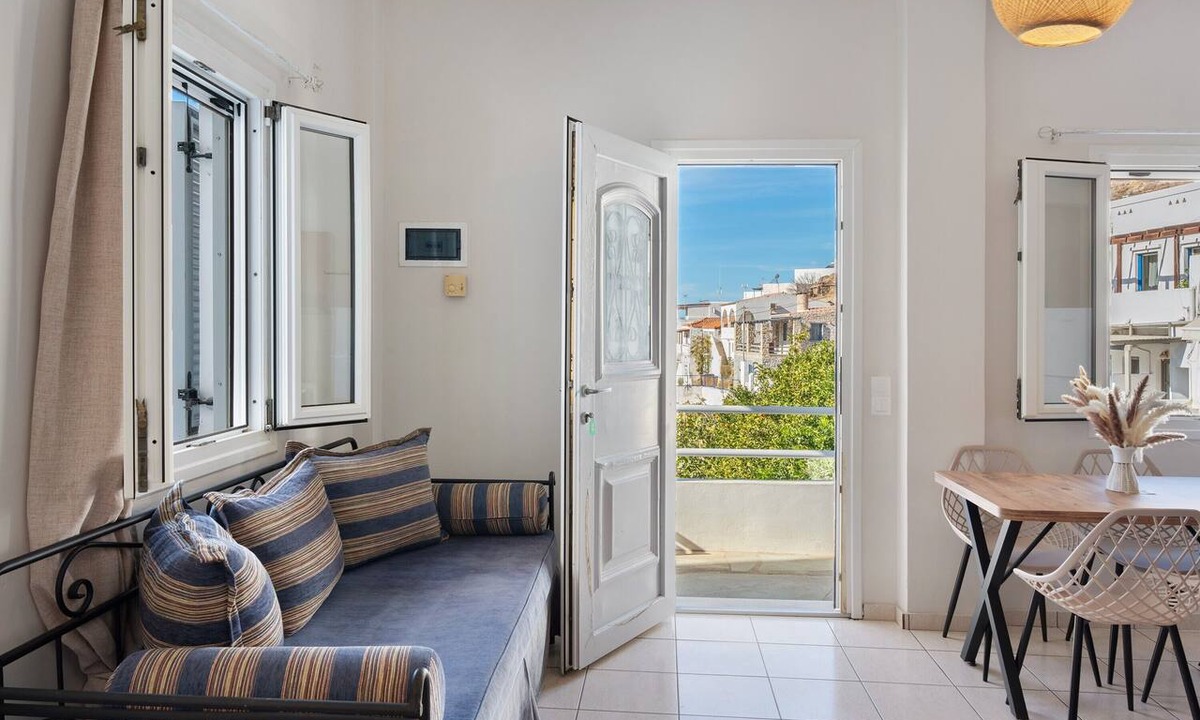 Merichas Apartment | Apartment 'Driopida 5 Irida' with Private Terrace, Balcony and Air Conditioning