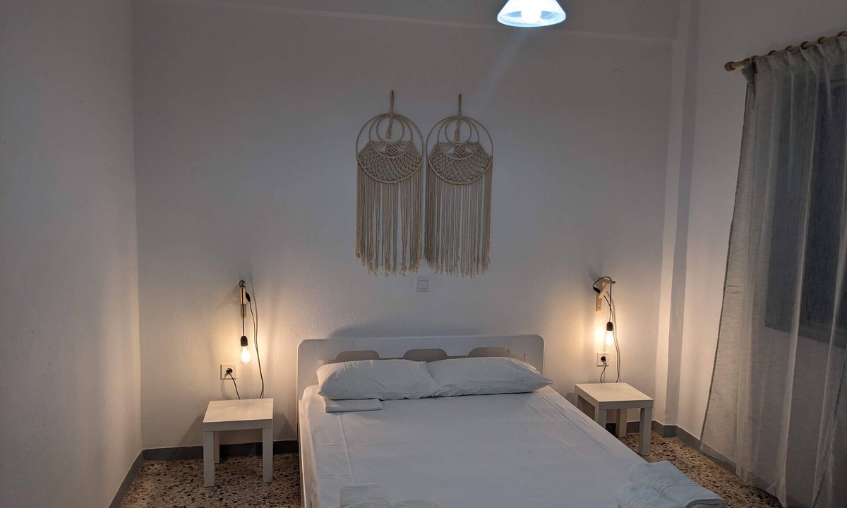 Petalidi Apartment | Apartment 'Kagias 1' with Sea View, Wi-Fi and Air Conditioning