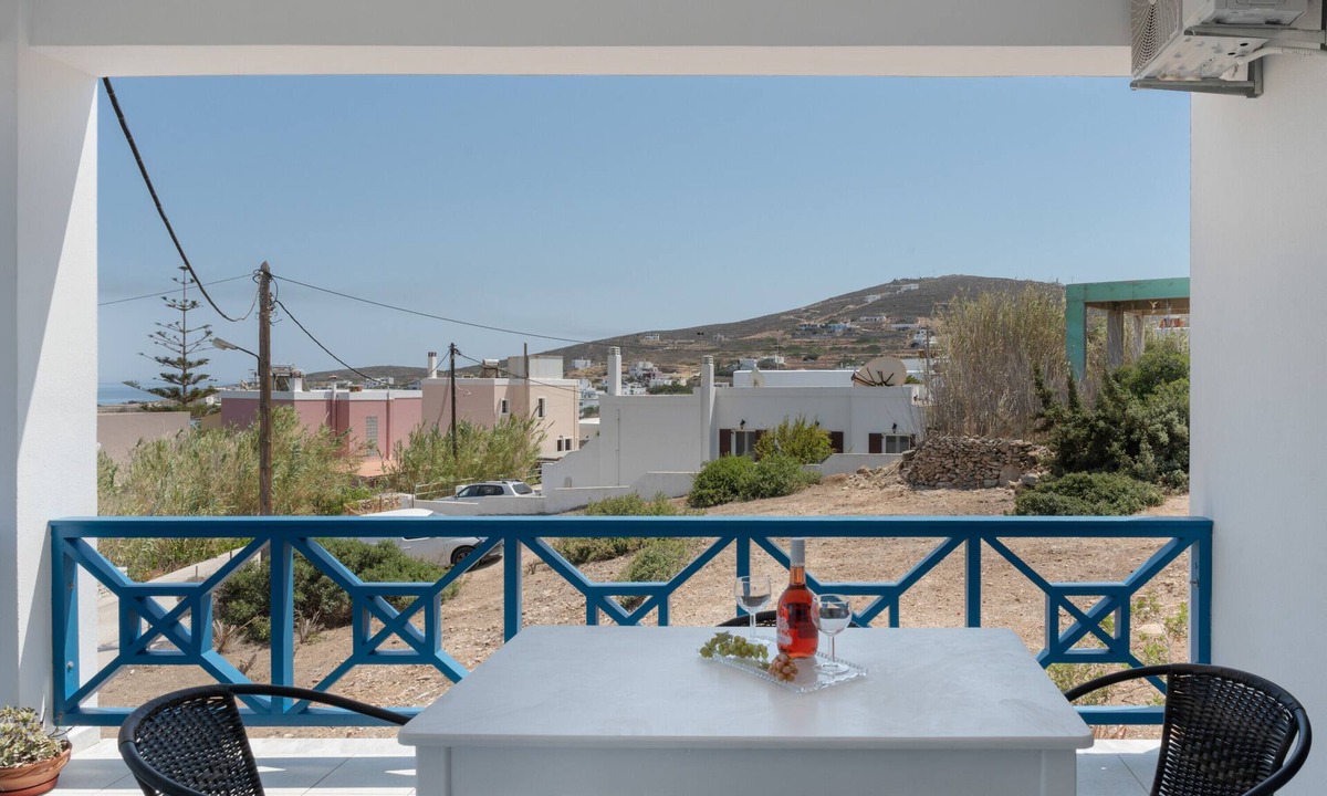 Azolimnos Apartment | Apartment 'Kalliopi’s Apartments' with Sea View, Wi-Fi and Air Conditioning