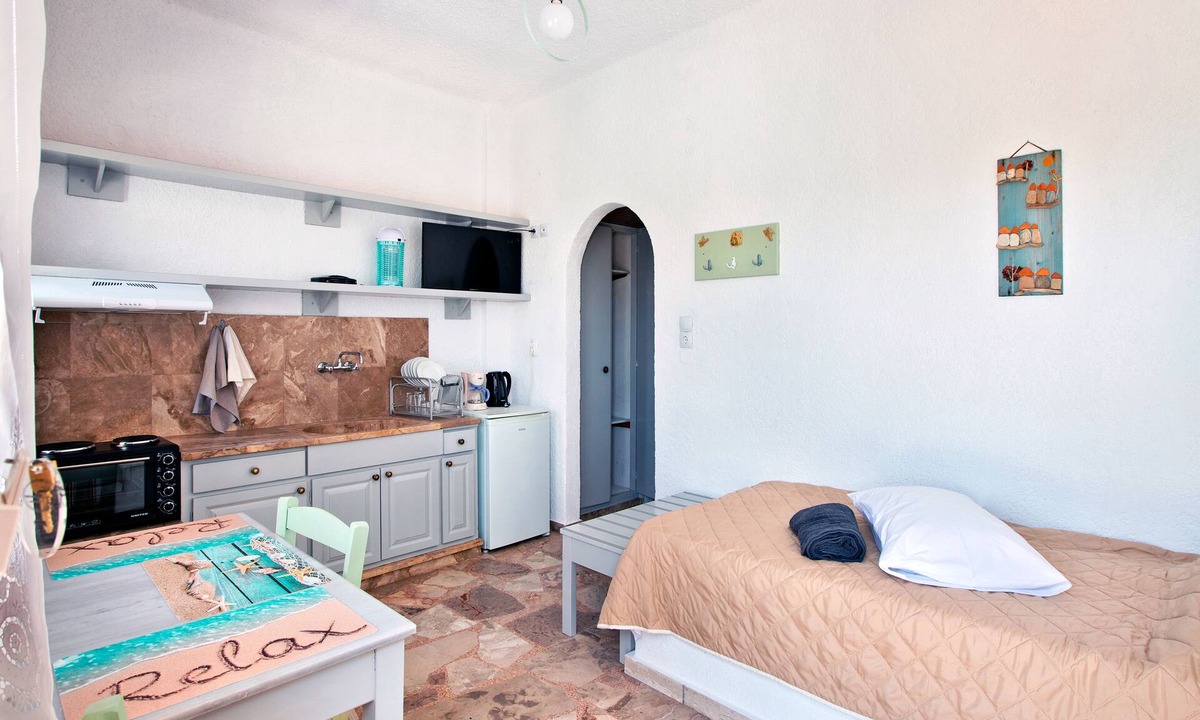 Ferma Apartment | Apartments with garden view, Creta, Ierapetra