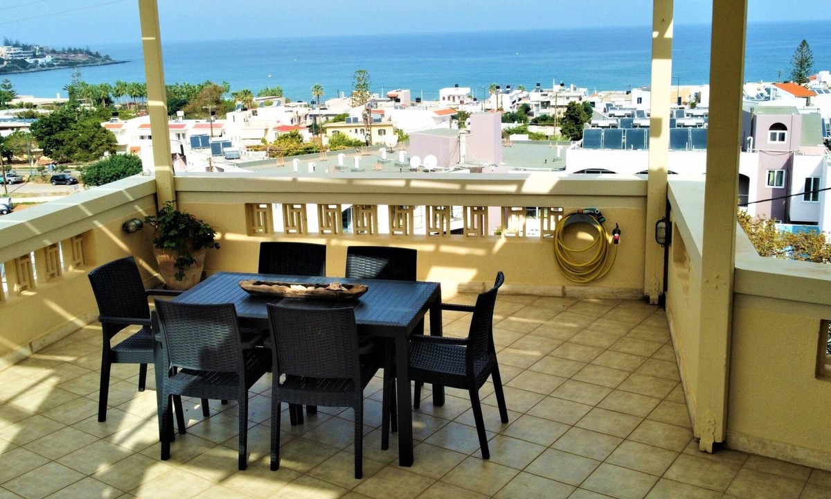 Stalida Apartment | Appartement "Mirela's Suite" mit Blick auf das Wasser by Interhome