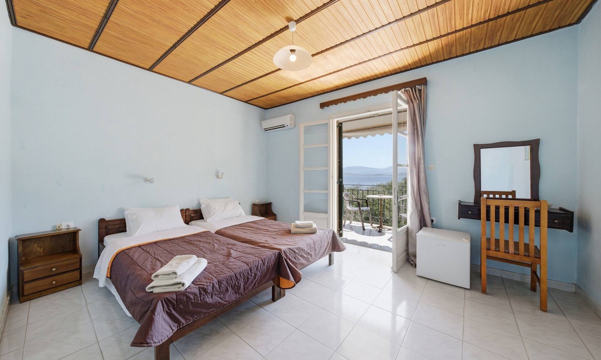 Apraos Apartment | Apraos Bay Hotel Room 4 Studio with Sea View, Wi-Fi and Air Conditioning