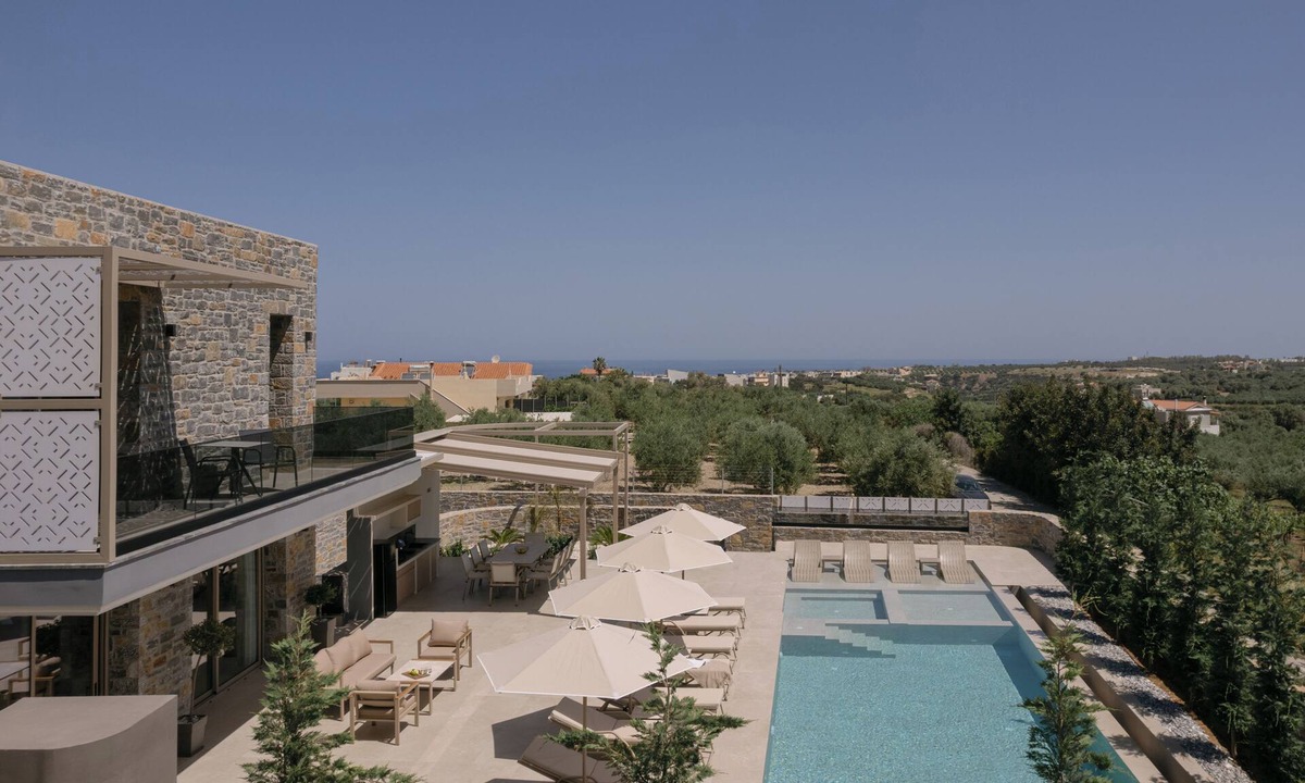 Stavromenos Villa | Aroma Villa, Heated Pool, Gym & Family Play Areas