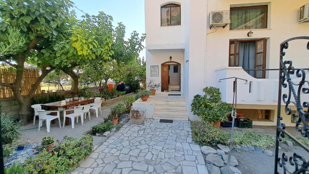 Agia Roumeli Apartment | Artemis Studios