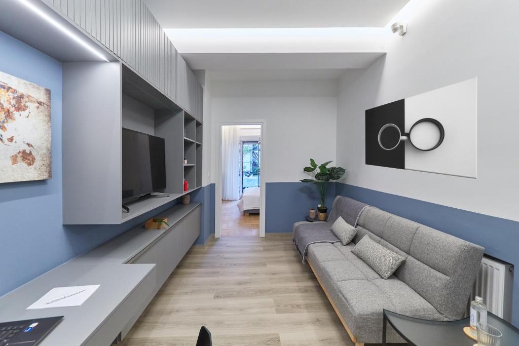 Filopappou Apartment | Artemis Suite at Acropolis Historic Center