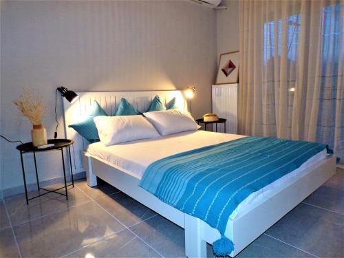 Nees Pagases Apartment | Artemis suites