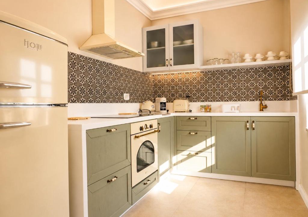 Kefalos House | Athena Collection