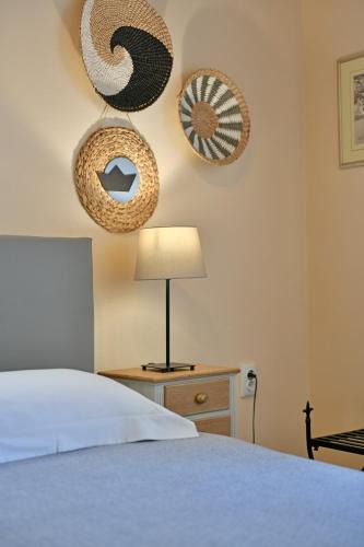 idhra House | Athina Guesthouse