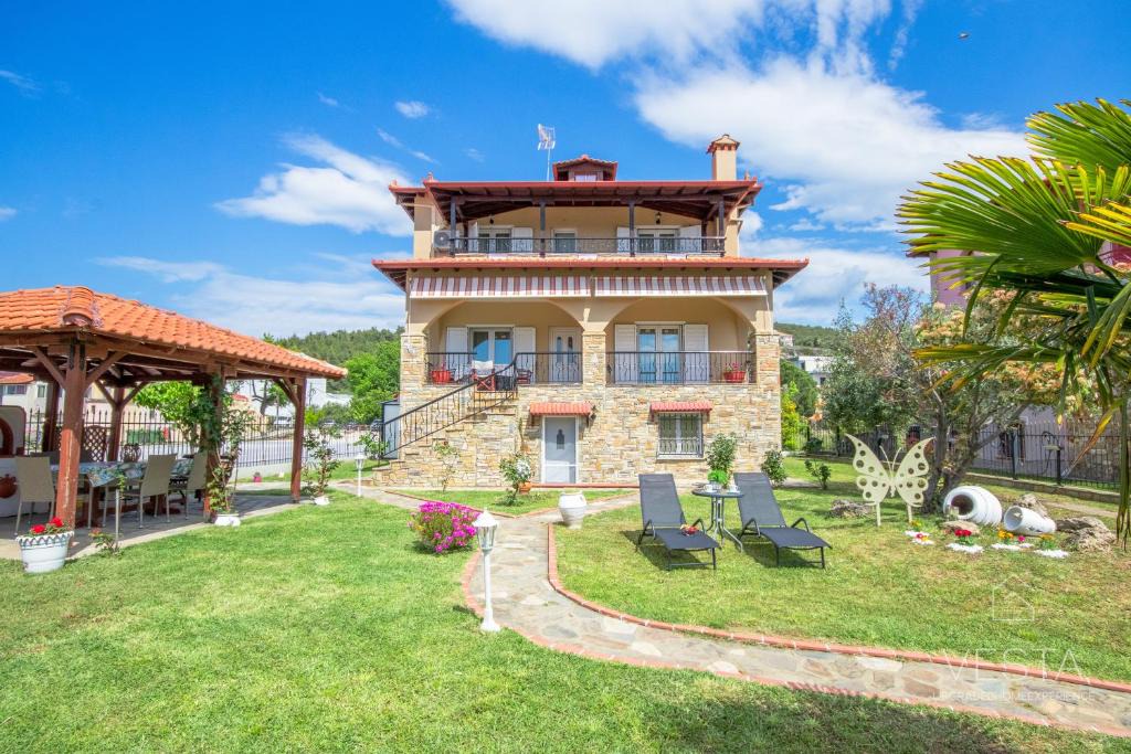 Neos Marmaras Villa | Azure Bay Villa by RentalsPro - Neos Marmaras Halkidiki