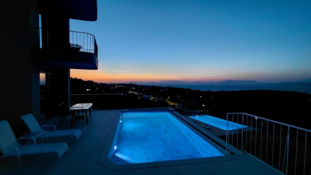 Sparton Apartment | Azure - ERATO with pool and sea view