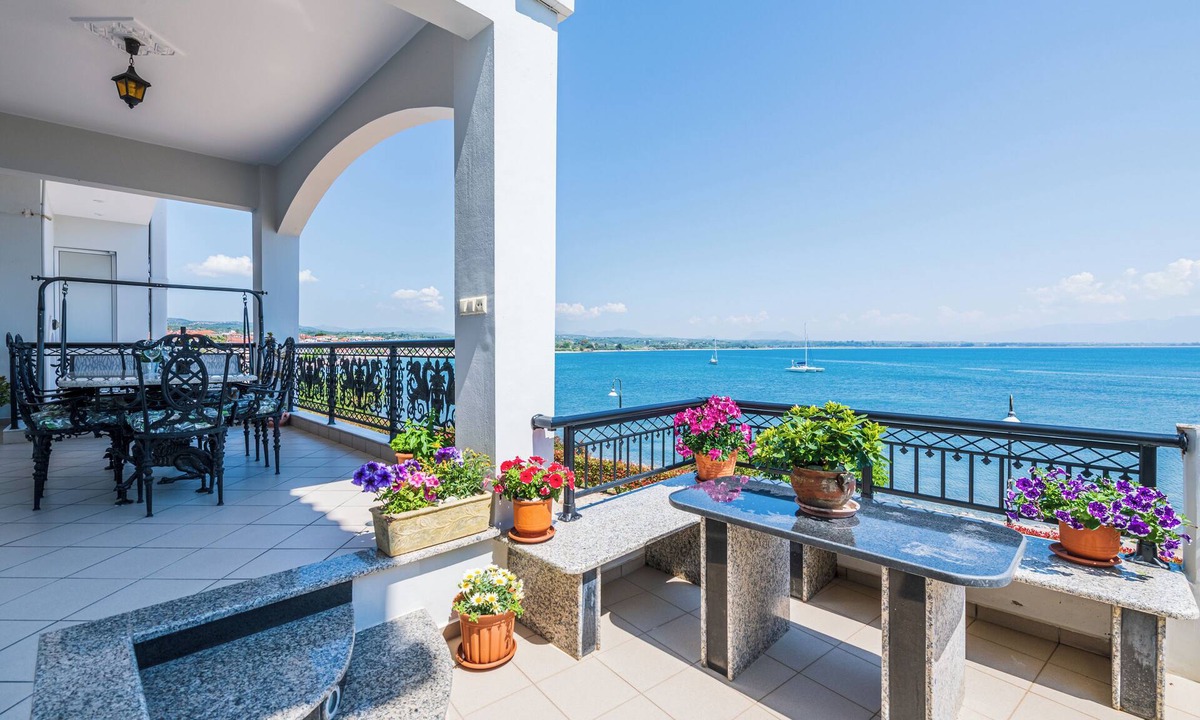 Petalidi Apartment | Bay View House with amazing view