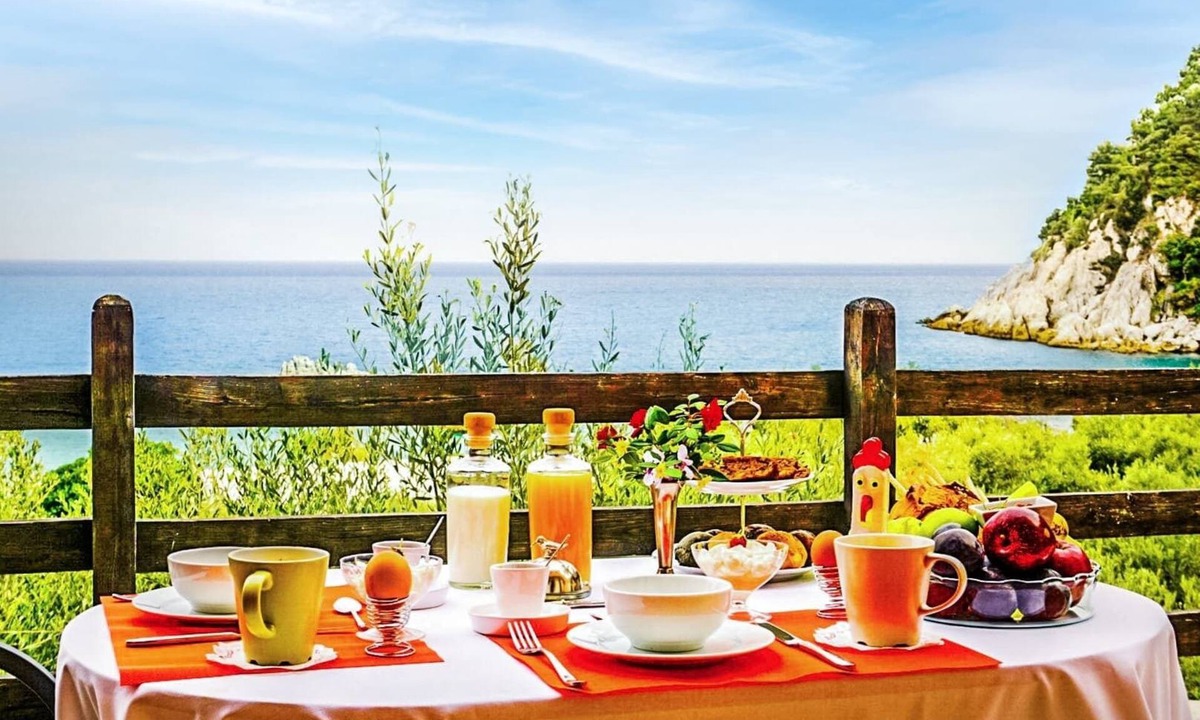 Papa Nero Apartment | Beachfront Pelion Getaway - Cozy Summer Sanctuary