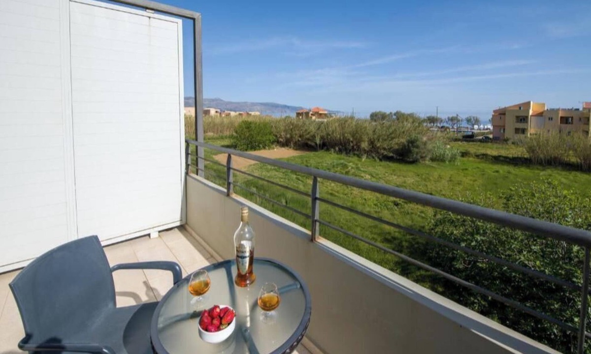 Maleme Hotel | Bella Pais – Cozy Garden View Studio Steps from Maleme Beach