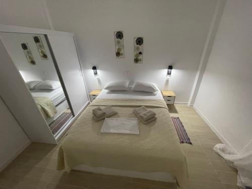 Poros Apartment | Bengu Sea Side View on Poros Island for 2 or 3 persons