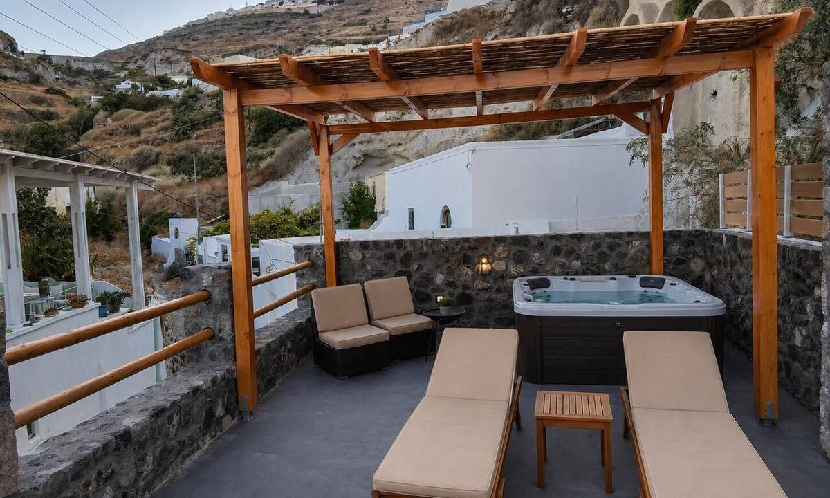 Episkopi Gonias Apartment | Black Lithos Residences