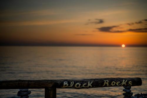 Agios Gordios Hotel | Black Rocks Family Beach Resort