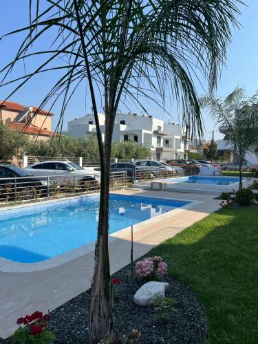 Ofrinion Apartment | Blue Breeze Apart-Danai B
