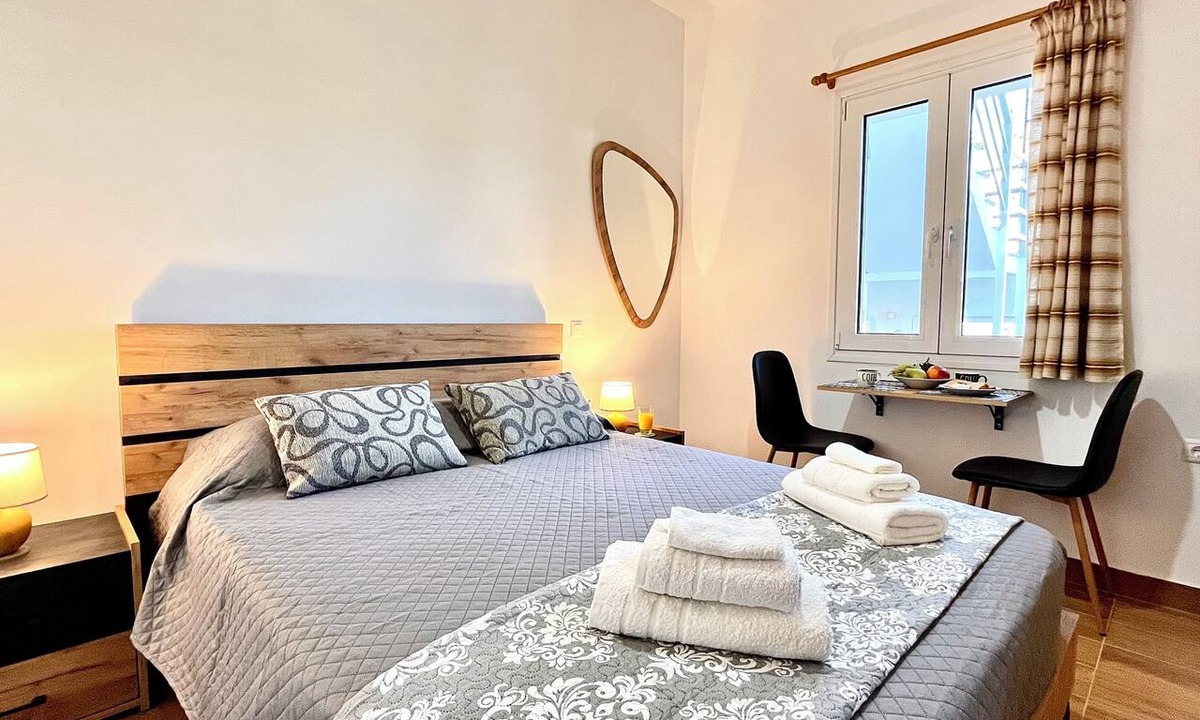Poros Apartment | Boutique Studio with Veranda Near Kanali Beach