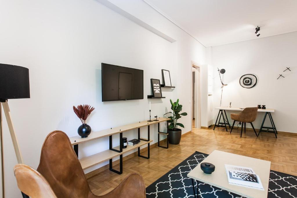 Neo Psychiko Apartment | Bright 2BD Apartment in Psychiko by UPSTREET
