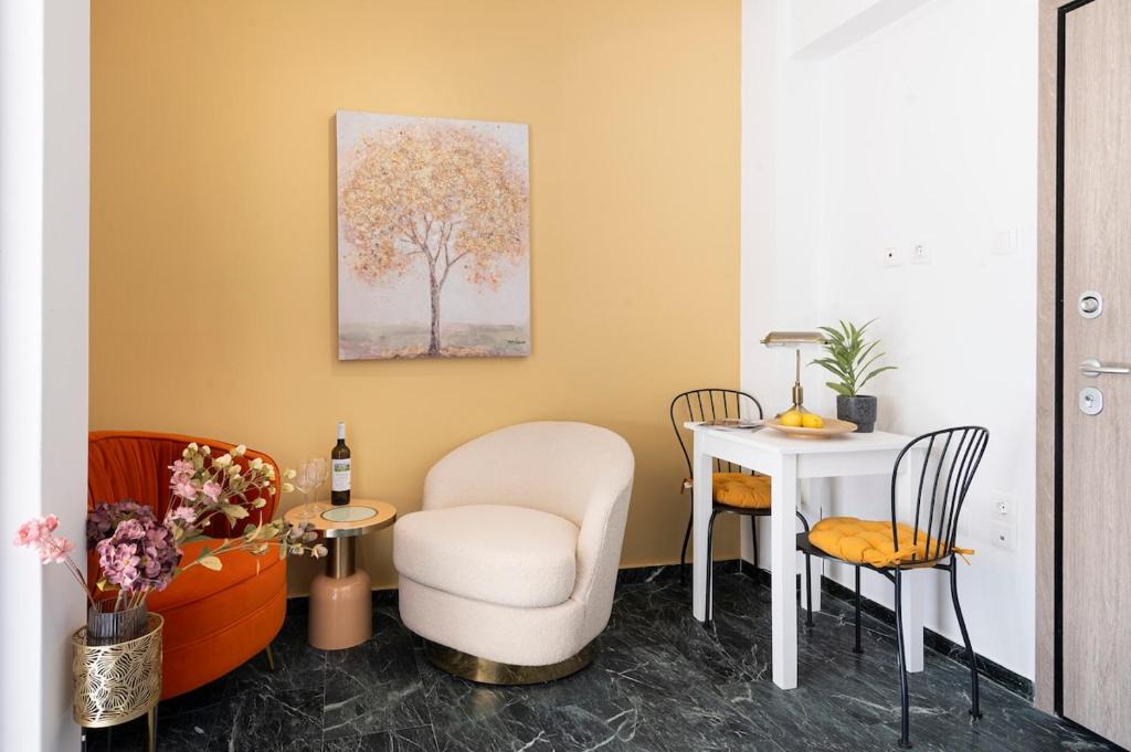 Pangrati Apartment | Bright Apartment with Spacious Balcony in Pagkrati