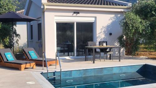 Skala Potamias House | Casa O' - House with private Pool