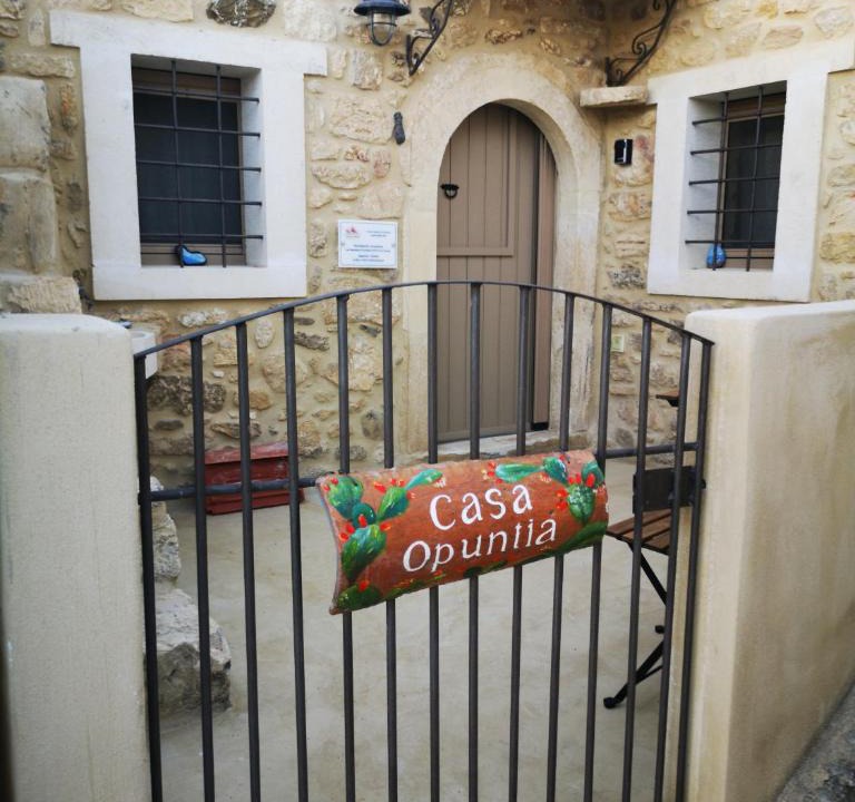 Sklavoi House | Casa Opuntia
