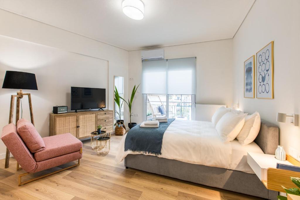 Volos City Centre Apartment | Chic & Comfort Homes in Central Volos # 3