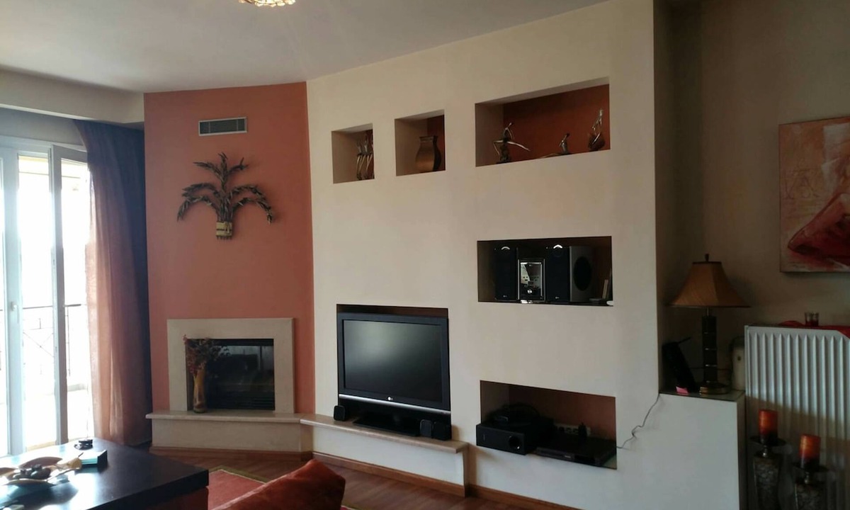 Grevena Apartment | City center apartment with mountain view