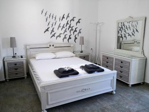 Vathi Apartment | Comfort apartment 20meters from the beach