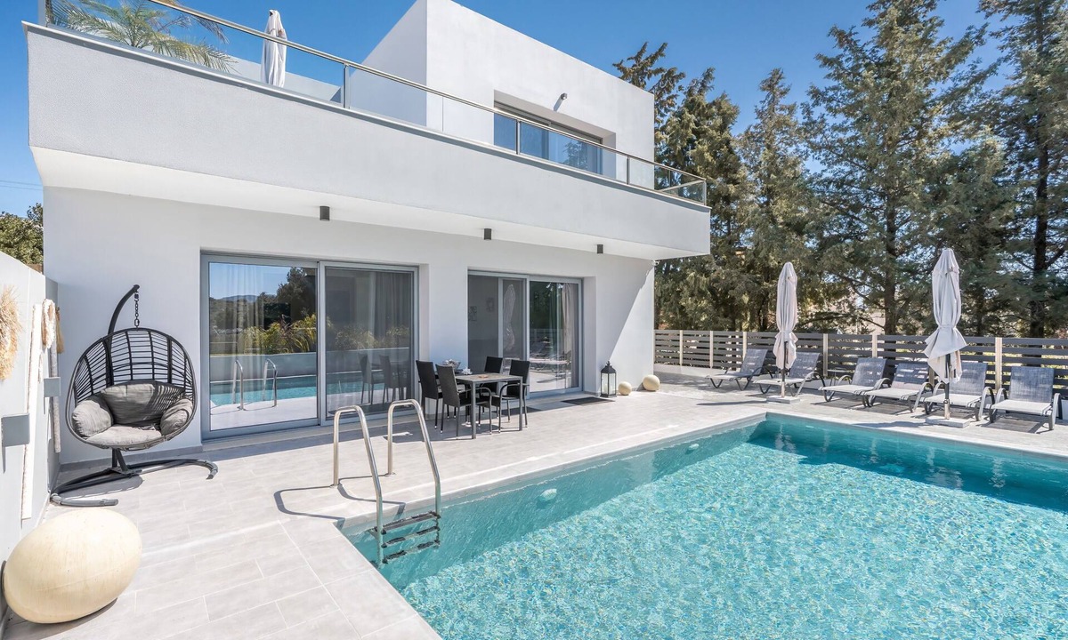 Archangelos Villa | Country House 'Mb Luxury' with Mountain View, Wi-Fi and Air Conditioning