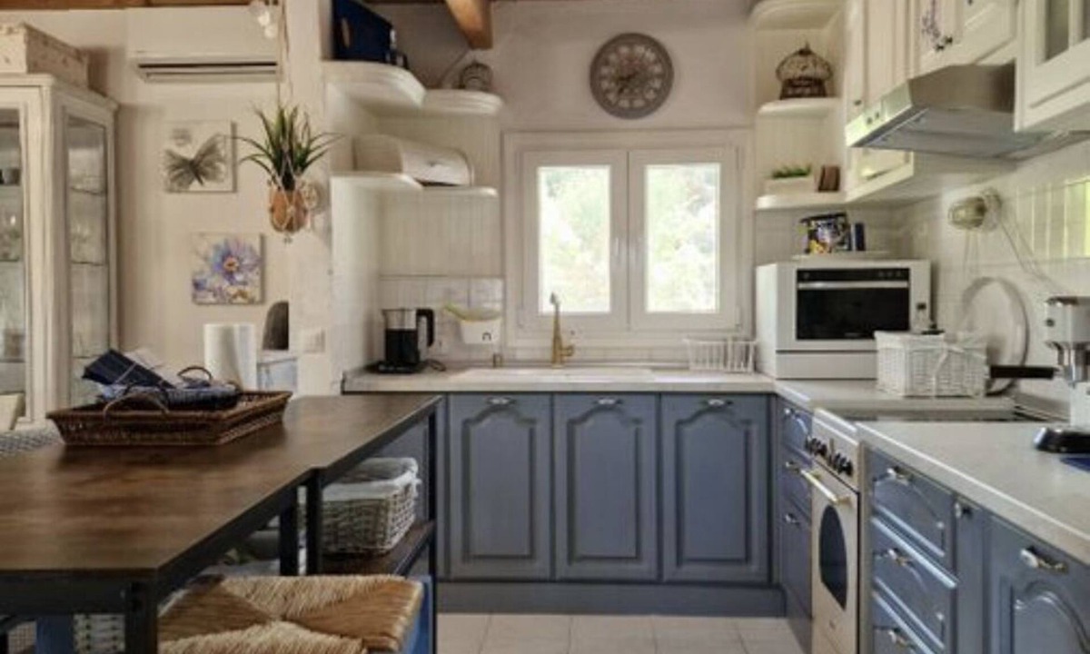 Agios Ioannis House | Cozy 3 bedrooms Corfu Bungalow 5 minutes to Aqualand!