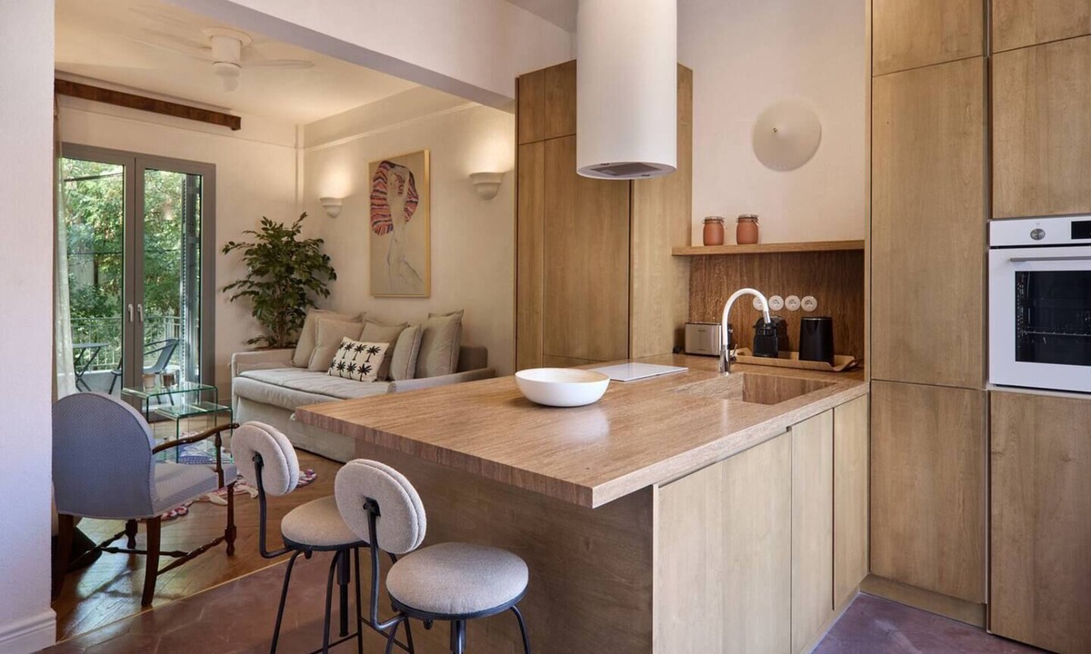 Mets Apartment | Cozy Boutique 1BR Apt in Mets, near Acropolis