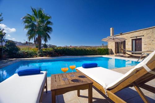 Platanos Villa | Cozy Stone Villa