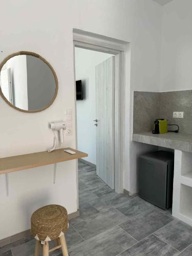 Ios Town Apartment | Cycladic View III