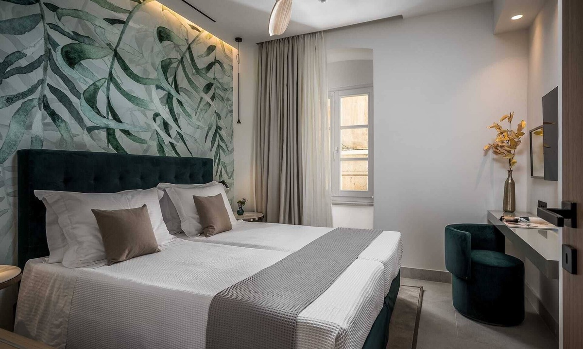Old Town House | Deluxe Suite Side Sea View