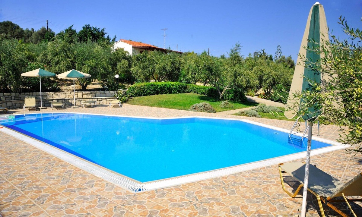 Adele Villa | Deluxe Villa Crete | Villa Lefkothea | 4 Bedroom | Swimming Pool